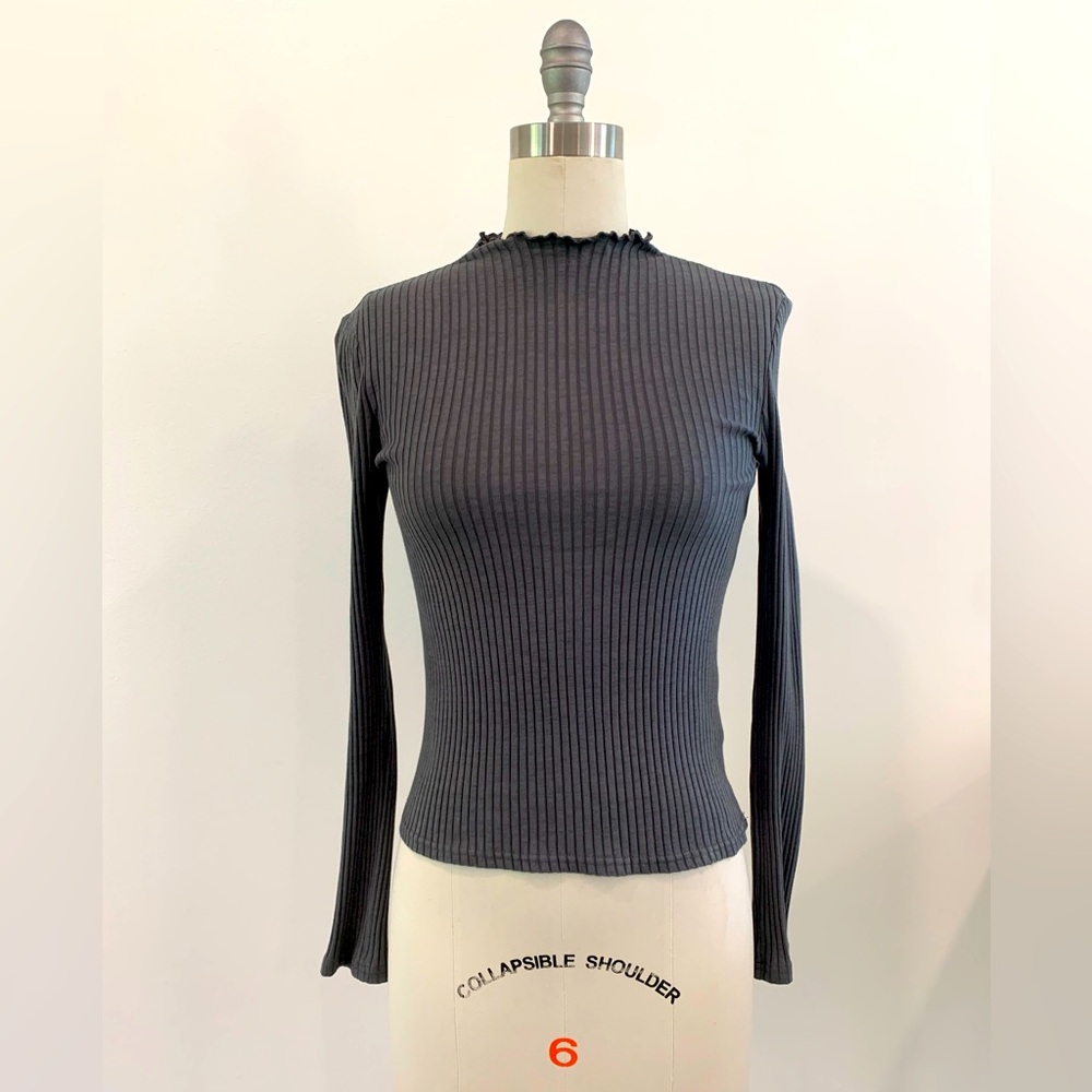XS Charcoal Stockholm Atelier Top